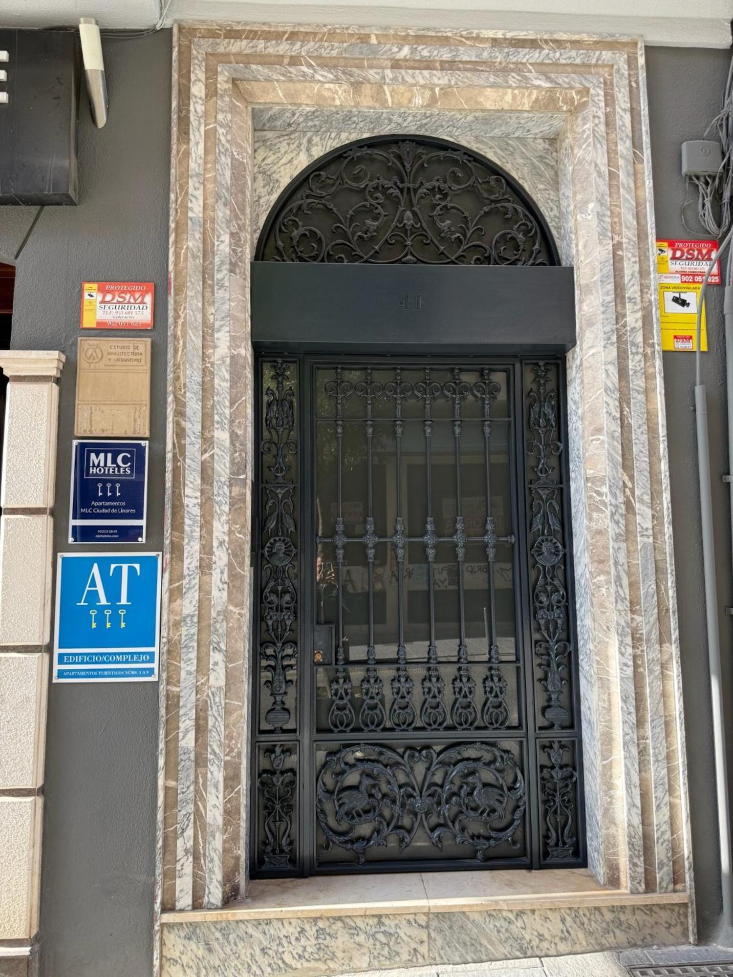 Apartamentos Mlc Ciudad De Linares Linares  Esterno foto